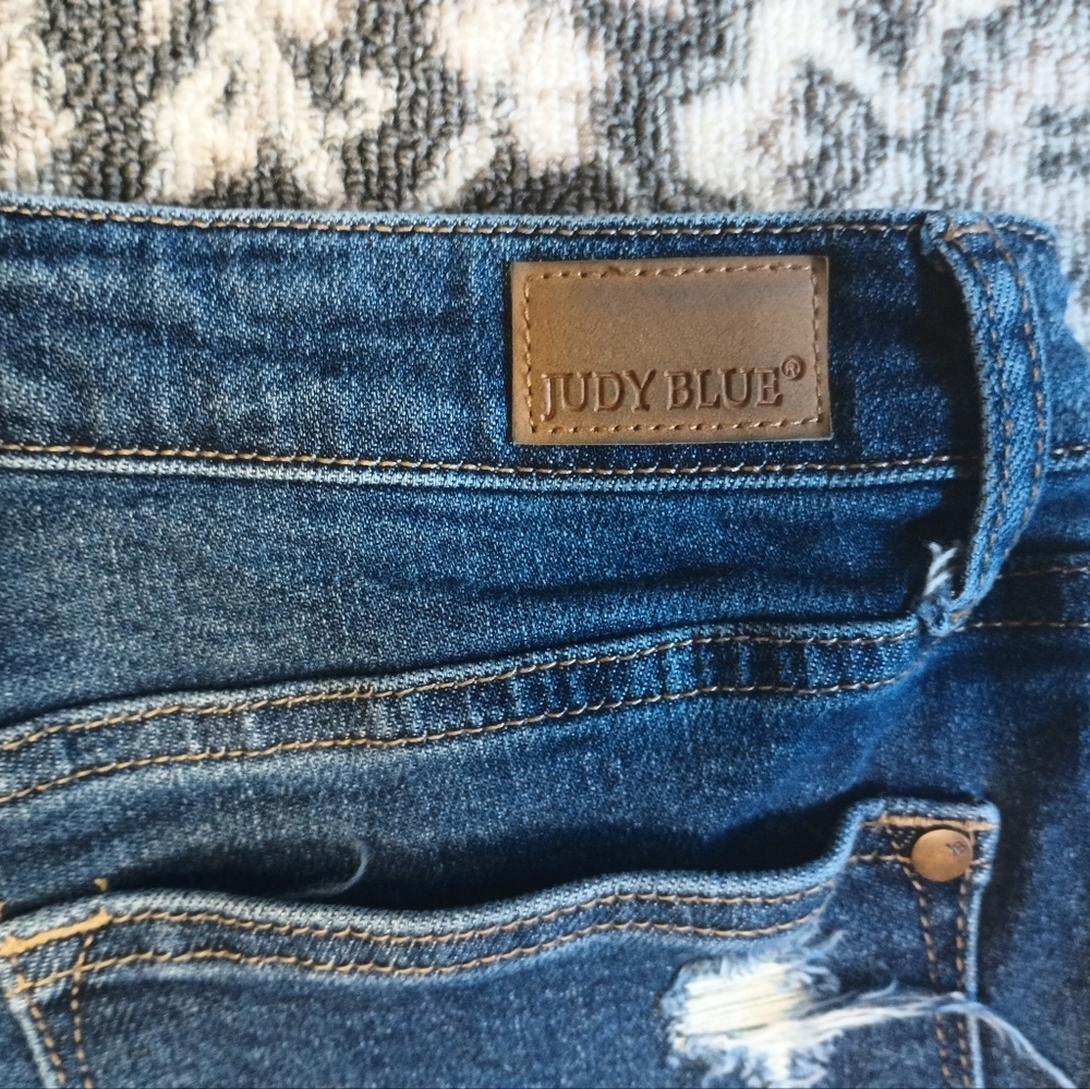 Judy Blue Boyfriend Fit Jeans Size 11 / 30 Destroyed Stretch Straight Leg - Picture 7 of 12